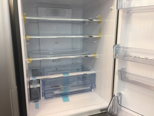 4ドア冷蔵庫のAQUA