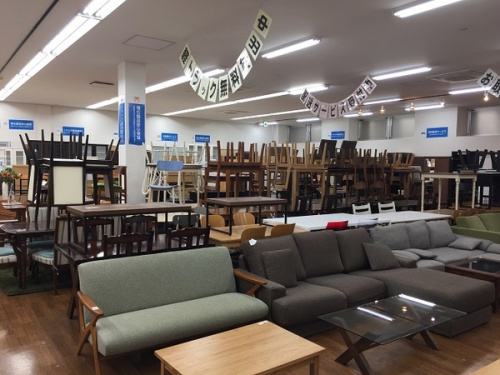 2枚扉の中古家具