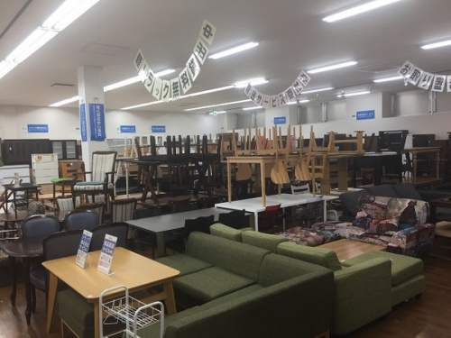 ウッドアームソファのB-COMPANY