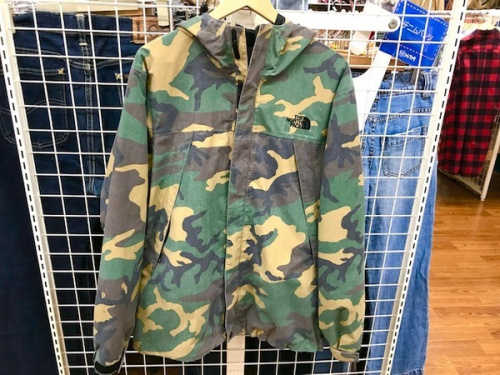 アウトドアウェアのTHE NORTH FACE