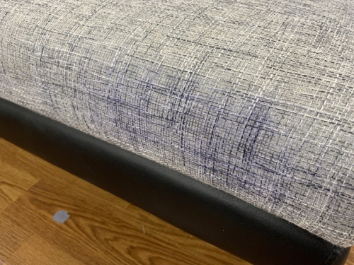 カウチソファーのArmonia