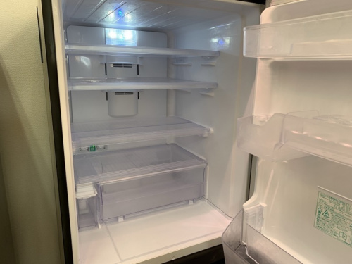 3ドア冷蔵庫のSHARP