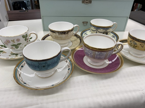 カップ&ソーサーのWEDGWOOD