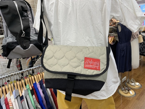 バッグ・財布のバッグ