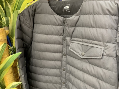 トップスのジャケット