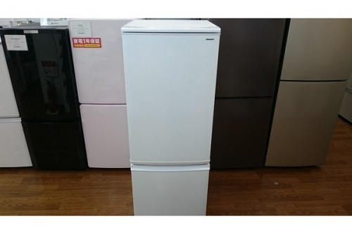 冷蔵庫の2ドア冷蔵庫