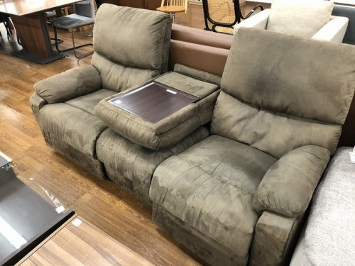 ソファの電動リクライニングソファー