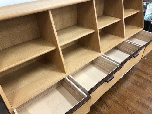 万能収納のシェルフ