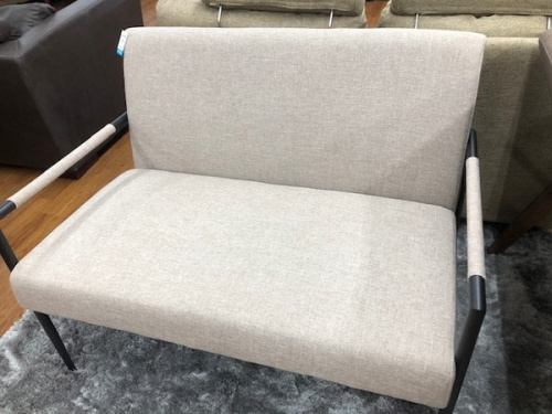 生活家具のソファー