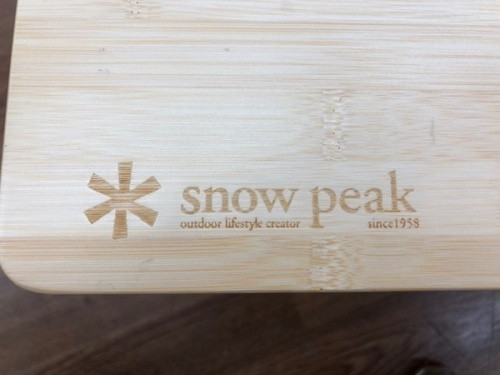 SNOWPEAKのワンアクションテーブル