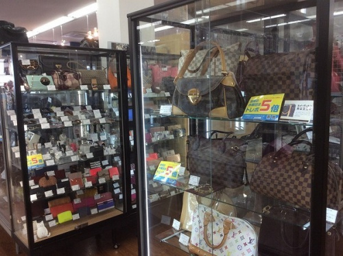 ルイ･ヴィトンのLOUIS VUITTON