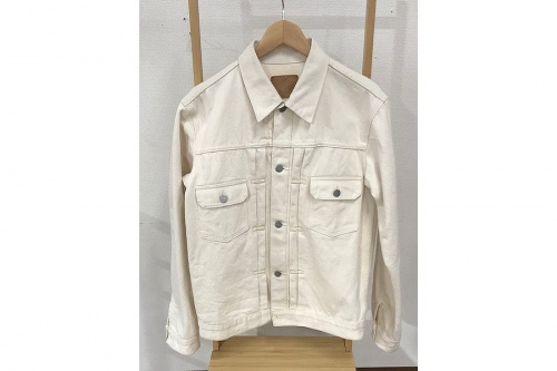 メンズファッションのデニムジャケット