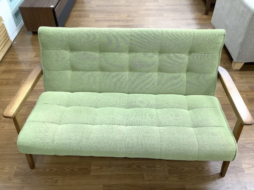 家具のソファ