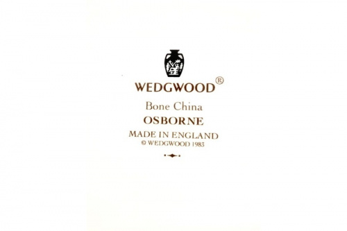 スクエアプレートのWEDGWOOD