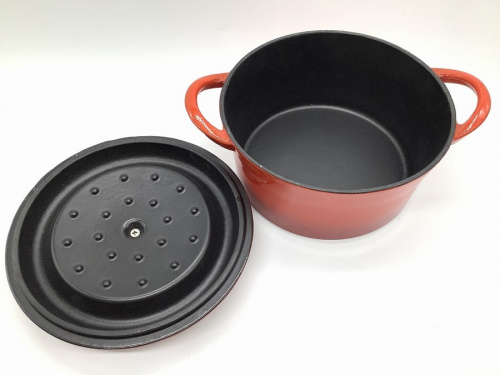 キッチン雑貨の鍋