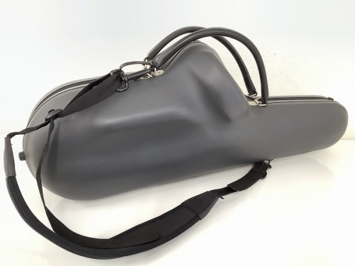 楽器ケースのHENRI SELMER PARIS