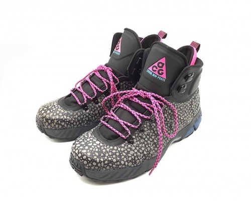 スニーカーのNIKE