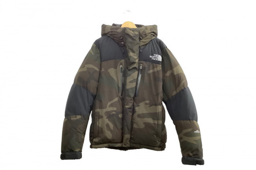 トップスのジャケット