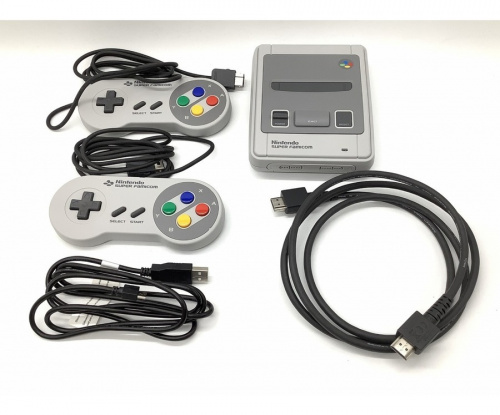 ニンテンドークラシックミニ スーパーファミコンのUSED