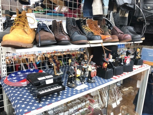 レザージャケットの秋物