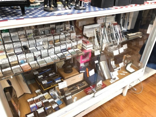 秋物のデニムジャケット