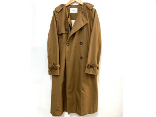 レディースファッションのアウター・スカート