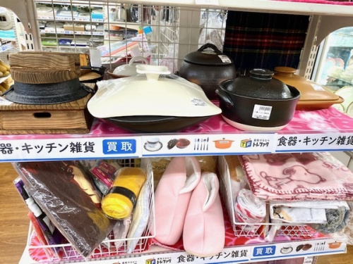 冬物雑貨の土鍋・コーヒーメーカー