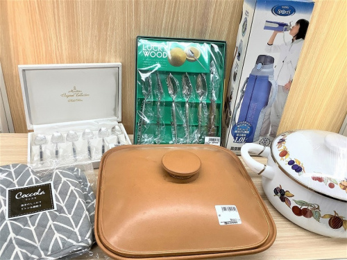 カトラリーの鍋