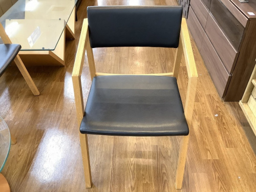イスのCOMPLEXCOMPLEXUNIVERSAL FURNITURE SUPPLY/コンプレックスユニバーサルファニチャーサプライ