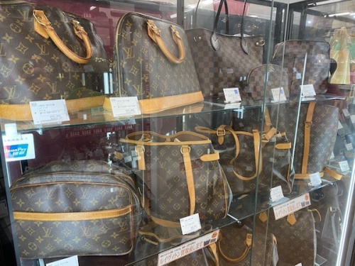 洋服・古着の中古 埼玉