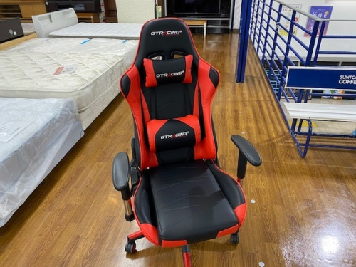 家具のゲーミングチェア