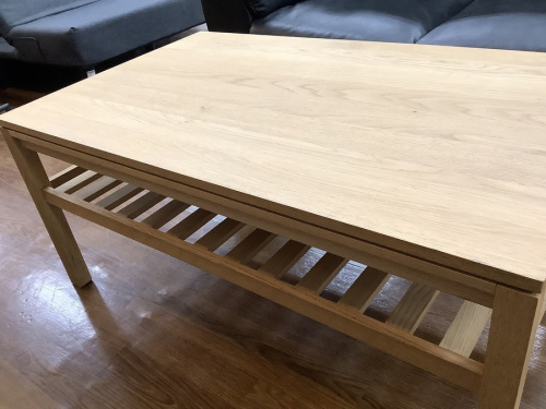 家具のリビングテーブル