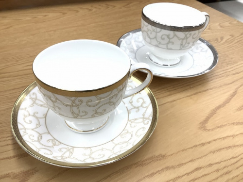 未使用品のカップ＆ソーサー