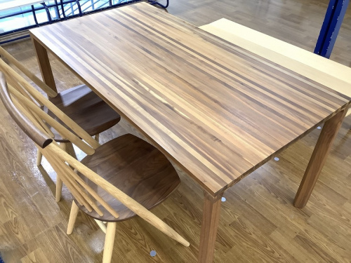 家具のダイニングセット