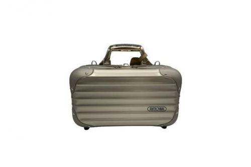 リモワ　RIMOWAのピッコロケース