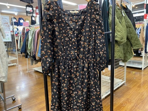 春物衣類の洋服買取　埼玉