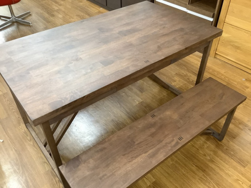 家具のダイニングセット