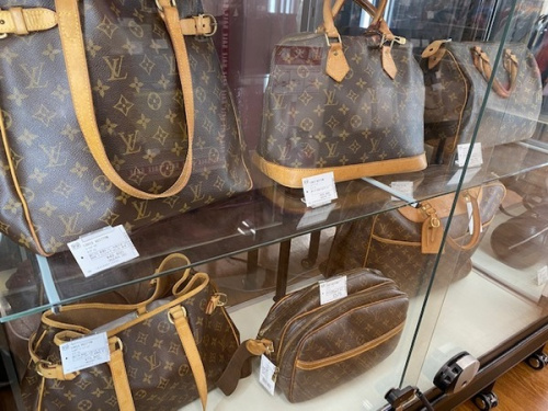 ブランド・ラグジュアリーのLOUIS VUITTON