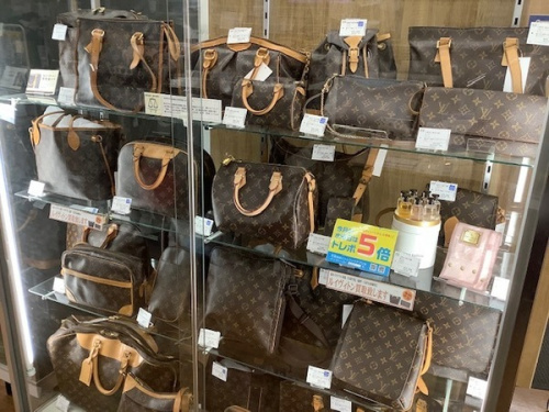 ブランド・ラグジュアリーのLOUIS VUITTON
