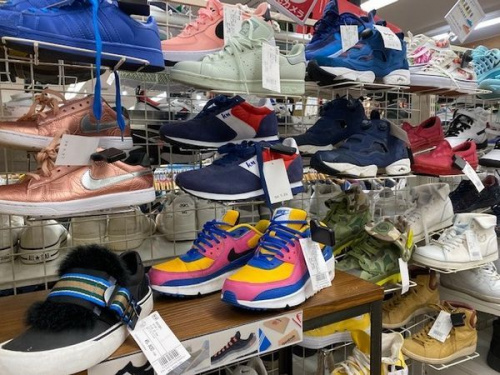 スニーカー買取　浦和