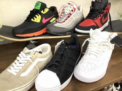 メンズファッションの浦和3店舗ナイキ買取入荷情報