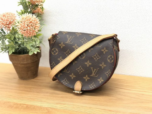 ブランド・ラグジュアリーのLOUIS VUITTON