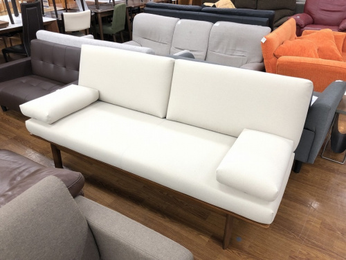 家具のカリモク