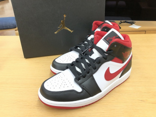 スニーカーのNIKE