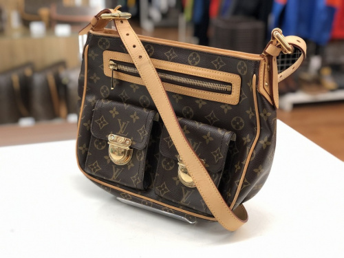 ブランド・ラグジュアリーのLOUIS VUITTON