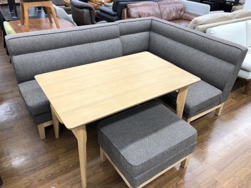 家具のダイニングセット