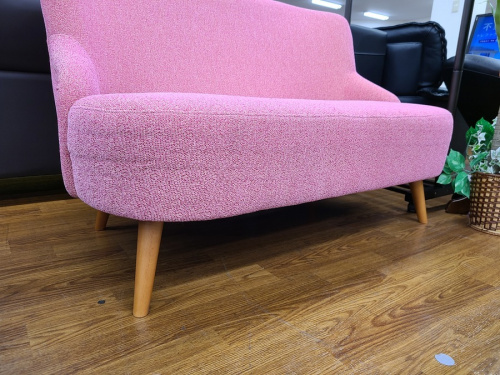 2人掛けソファーのUNICO