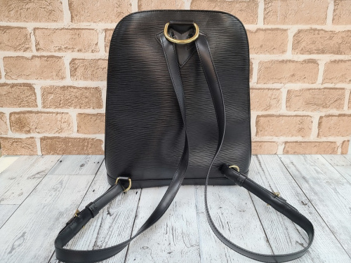 リュックのLOUIS VUITTON