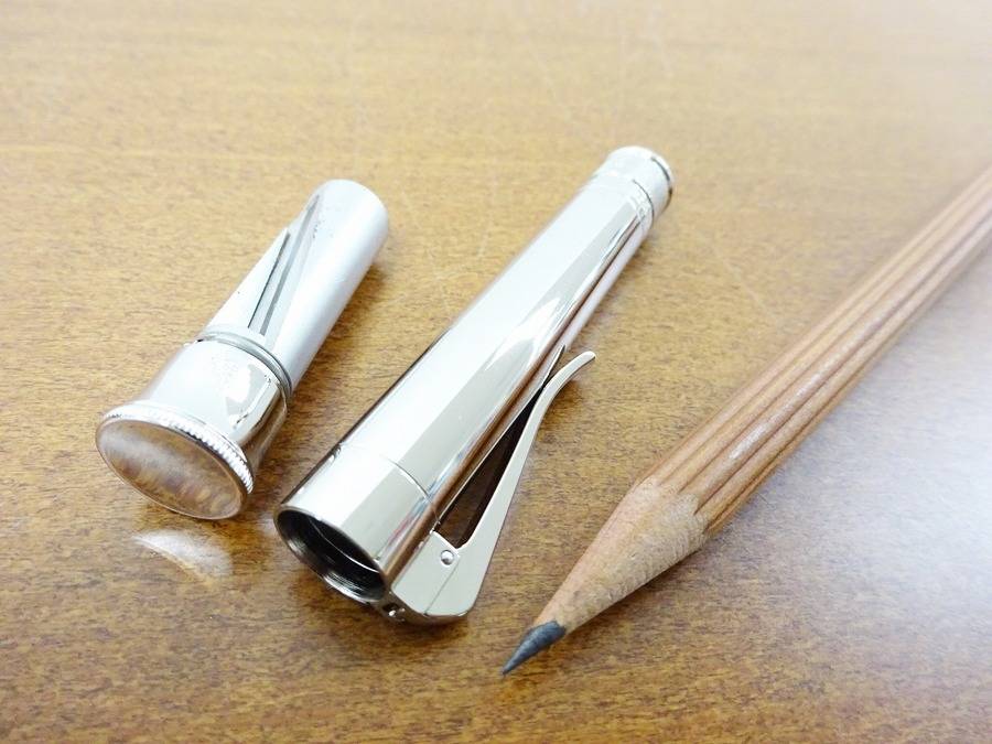 岸和田 高級 文房具】完全な鉛筆。FABER-CASTELL(ファーバーカステル