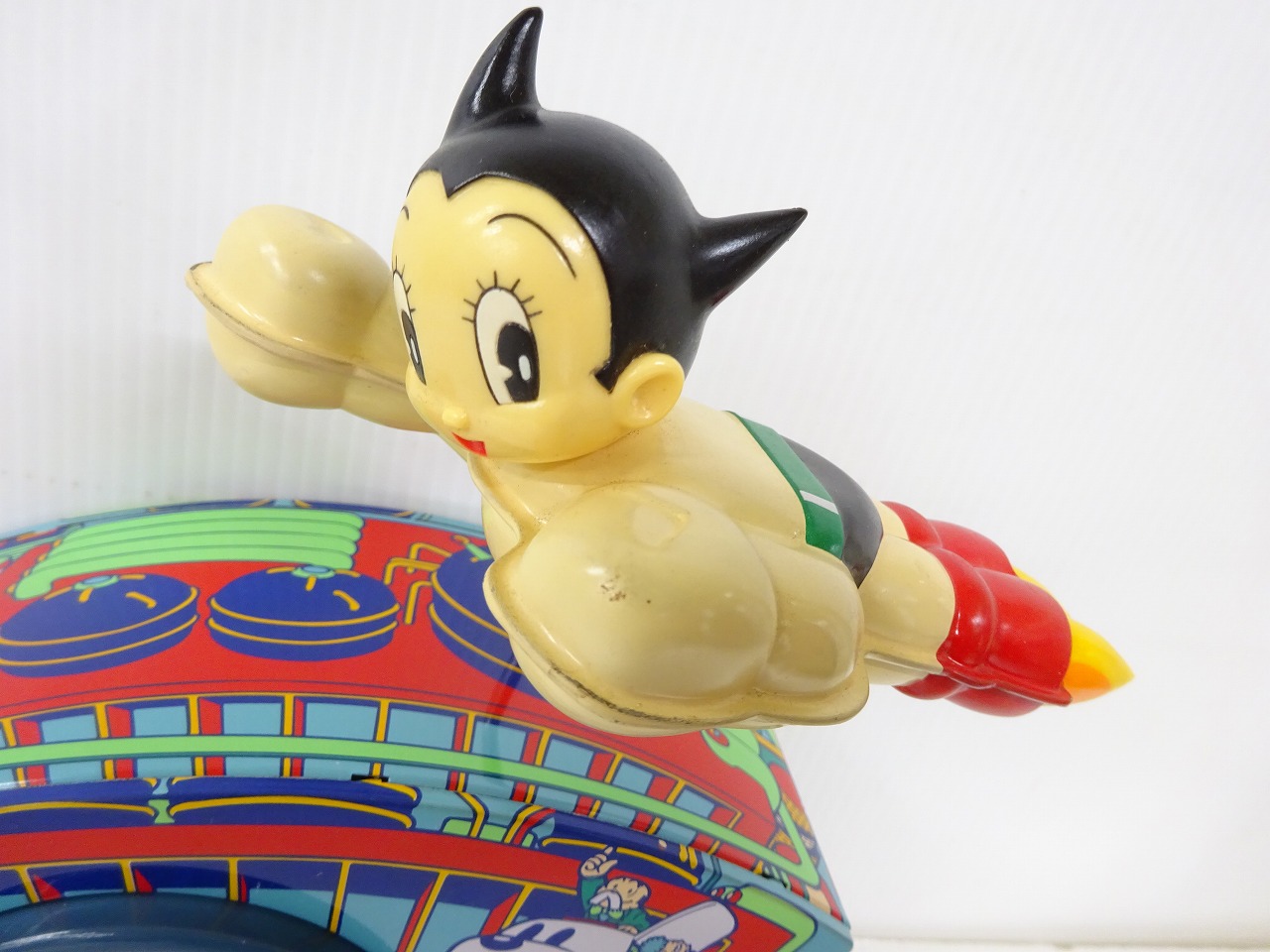 鉄腕アトム　目覚まし時計　ブリキ 昭和レトロ 限定5000個品 鉄腕アトム ブリキ 目覚まし時計